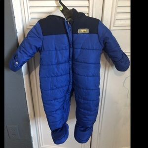 Snow bodysuit and light blue winter bodysuit